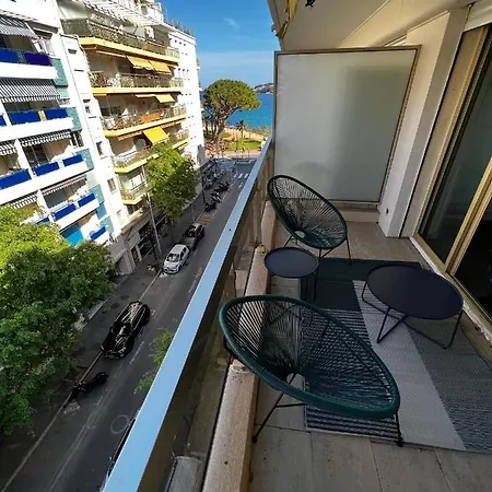 公寓 Modern 60m2 With 2 Balconies, At 50 Meters From Sea 昂蒂布