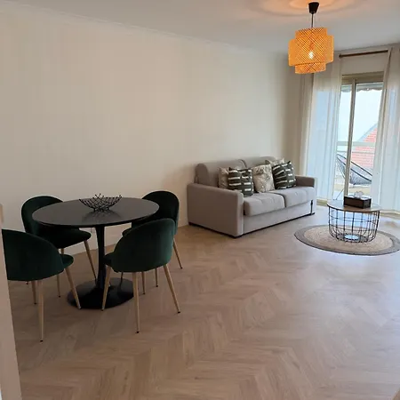 Modern 60m2 With 2 Balconies, At 50 Meters From Sea 公寓 *