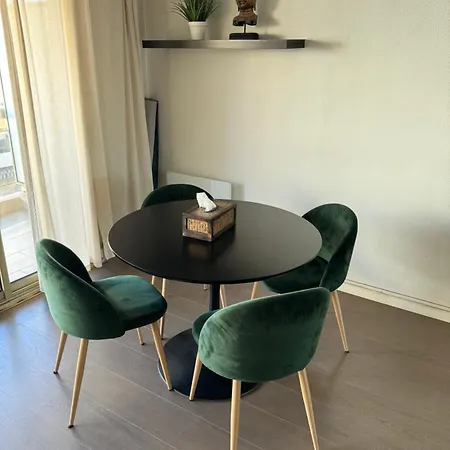 Modern 60m2 With 2 Balconies, At 50 Meters From Sea Apartment *